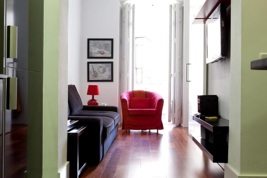 Modern Flats In Justicia By Allo Housing Madrid Zimmer foto