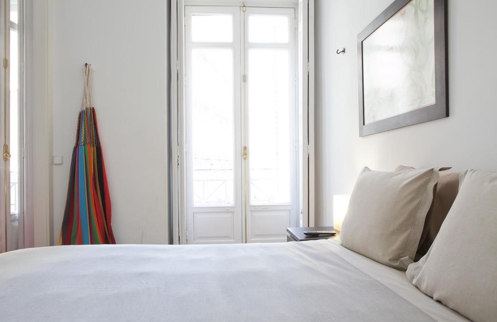Modern Flats In Justicia By Allo Housing Madrid Zimmer foto