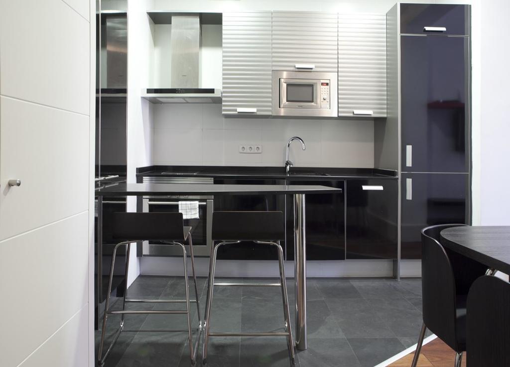 Modern Flats In Justicia By Allo Housing Madrid Zimmer foto